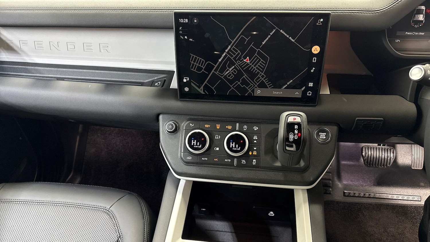 Used Land Rover Defender 2025 for sale - 78064441: Photo 14