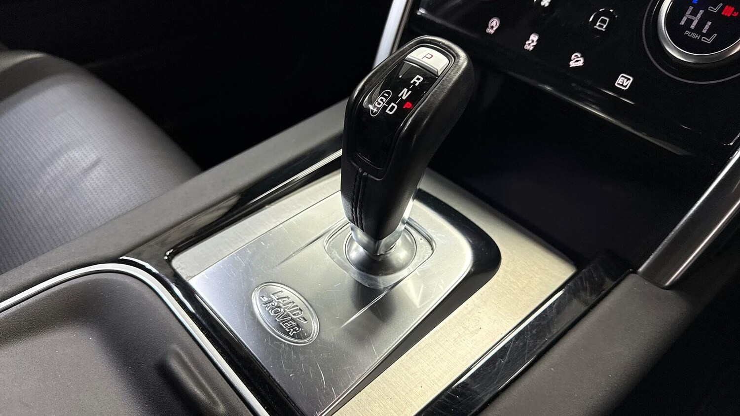 Used Land Rover Discovery Sport 2021 for sale - 78193282: Photo 13