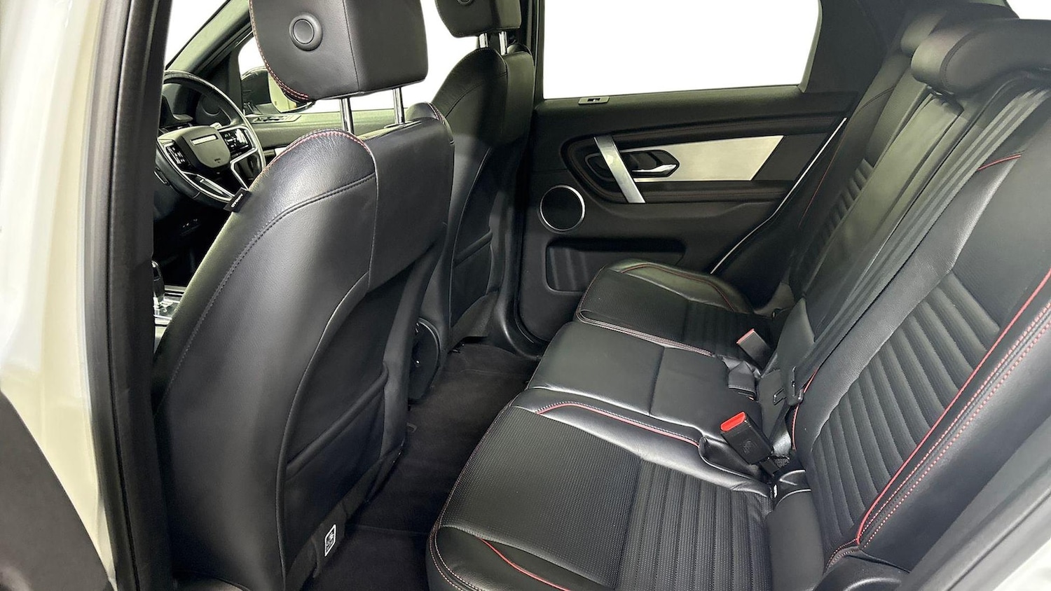 Used Land Rover Discovery Sport 2021 for sale - 78193282: Photo 4