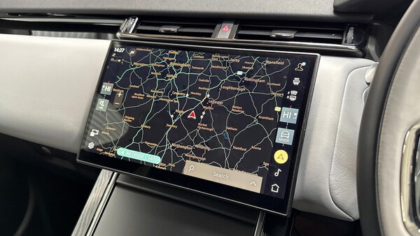 Used Land Rover Range Rover Velar 2024 for sale - 76149508: Photo 7