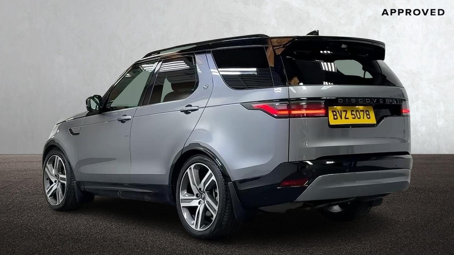 Used Land Rover Discovery 2024 for sale - 78191113: Photo 2