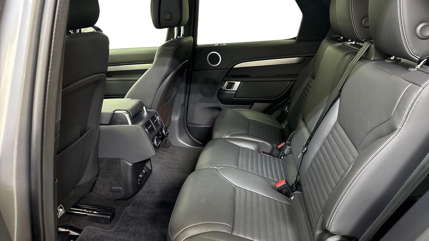 Used Land Rover Discovery 2024 for sale - 78191113: Photo 4