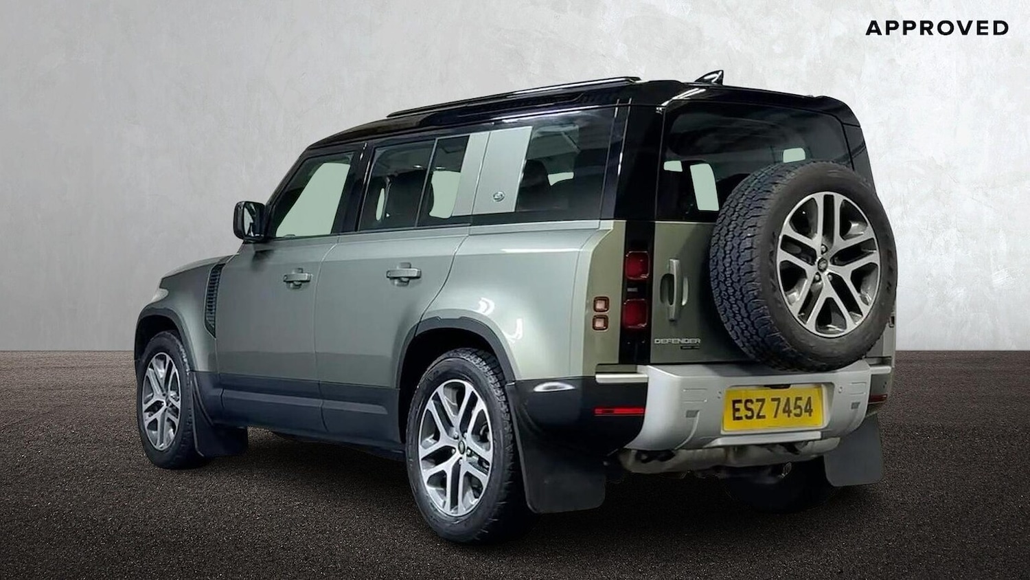 Used Land Rover Defender 2020 for sale - 76794886: Photo 2