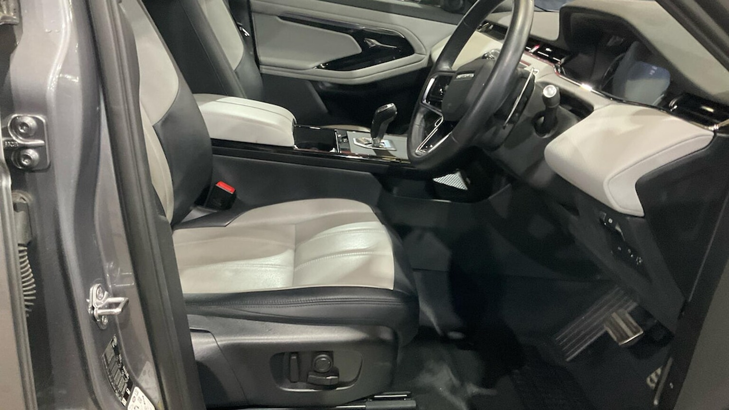 Used Land Rover Range Rover Evoque 2022 for sale - 76194480: Photo 9