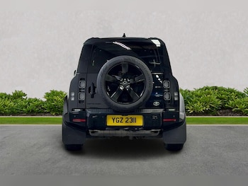 Used Land Rover Defender 2022 for sale - 76127281: Photo 4
