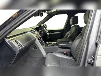 Used Land Rover Discovery 2024 for sale - 76963514: Photo