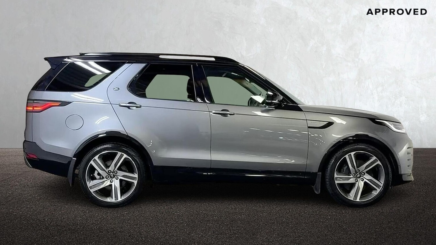 Used Land Rover Discovery 2024 for sale - 76963514: Photo 5