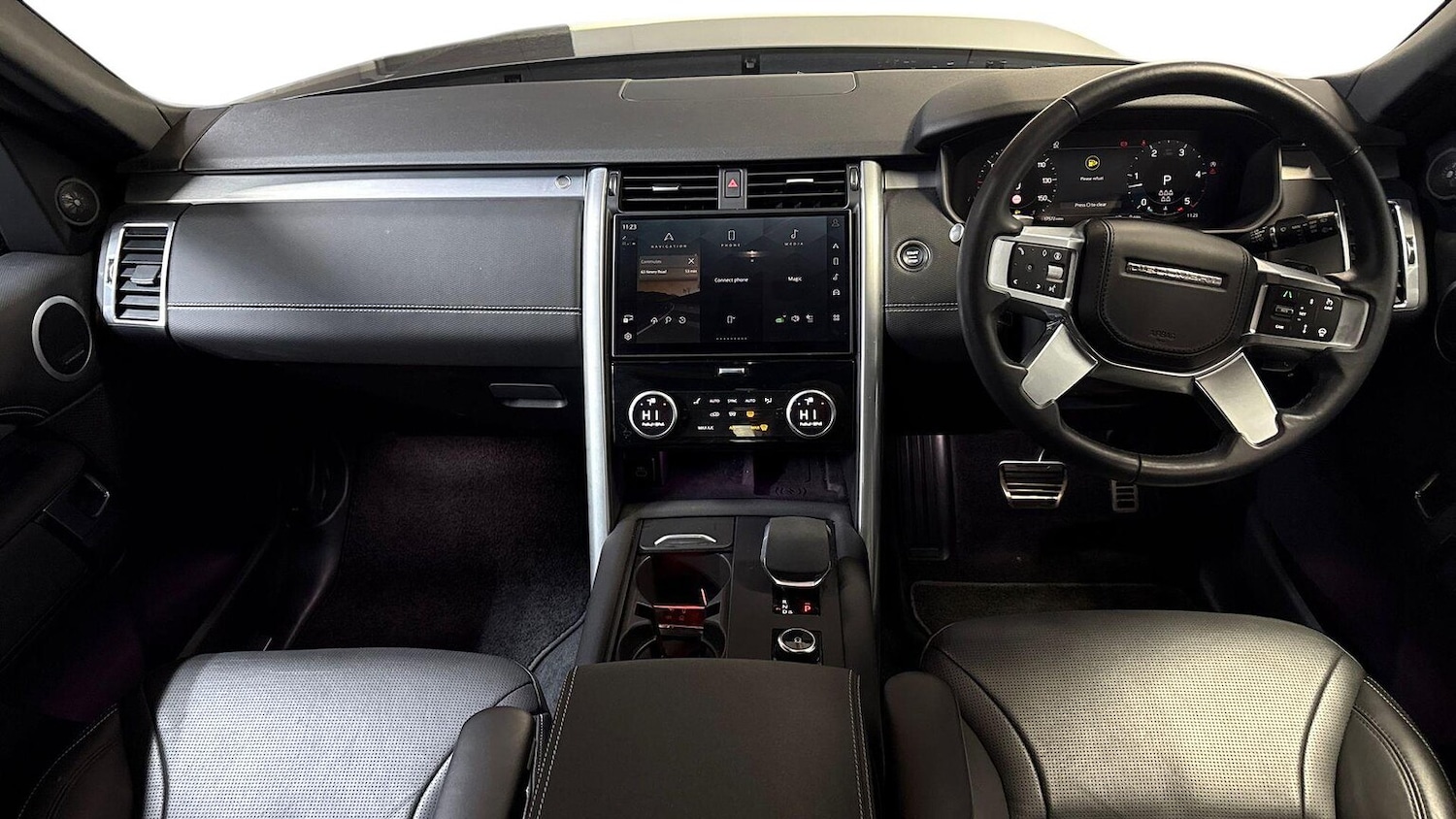 Used Land Rover Discovery 2024 for sale - 76963514: Photo 9