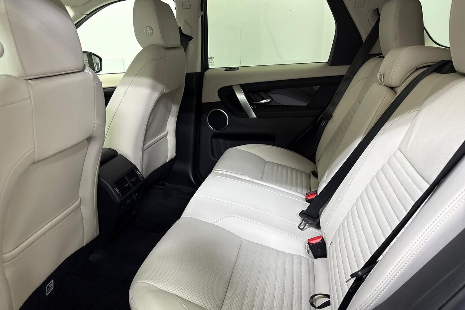 Used Land Rover Discovery Sport 2026 for sale - 78191211: Photo 16