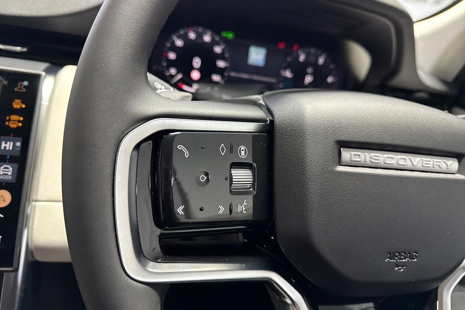 Used Land Rover Discovery Sport 2026 for sale - 78191211: Photo 24