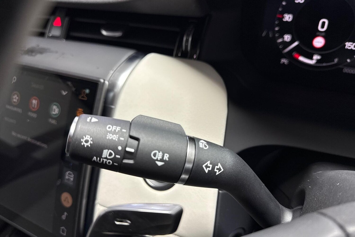 Used Land Rover Discovery Sport 2026 for sale - 78191211: Photo 26