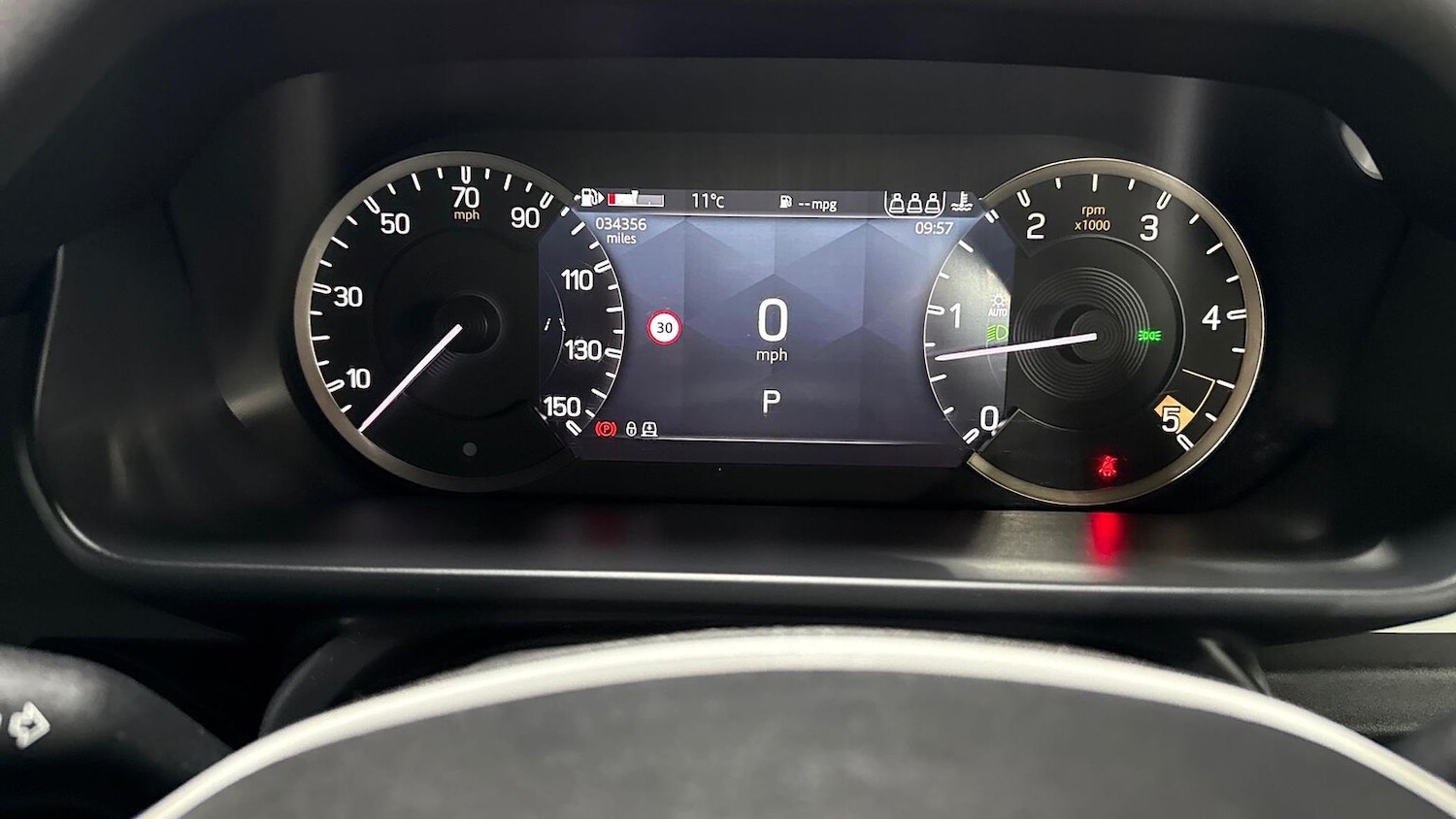 Used Land Rover Defender 2022 for sale - 77775147: Photo 16