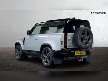 Used Land Rover Defender 2022 for sale - 77775147: Photo