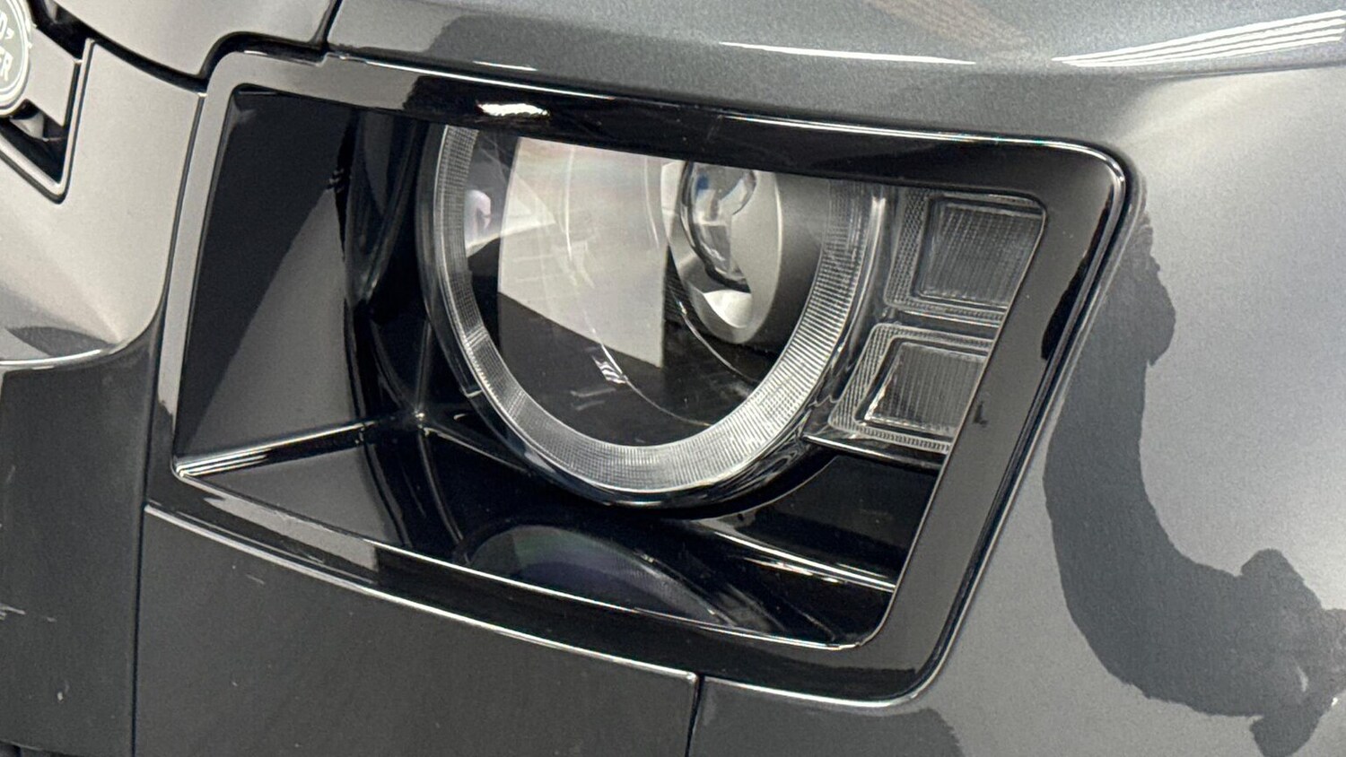 Used Land Rover Defender 2023 for sale - 78191076: Photo 18