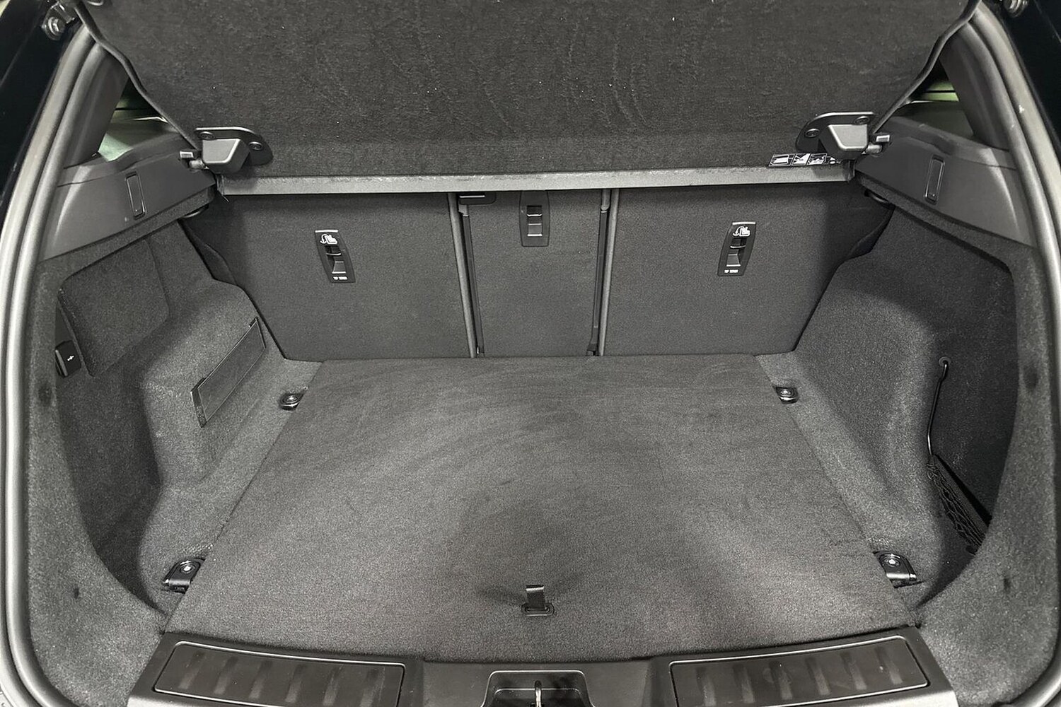 Used Land Rover Range Rover Evoque 2025 for sale - 76762454: Photo 17