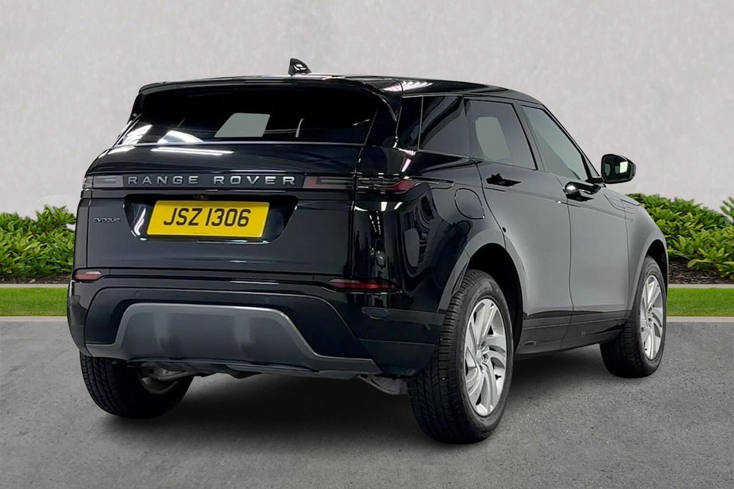Used Land Rover Range Rover Evoque 2025 for sale - 76762454: Photo 18