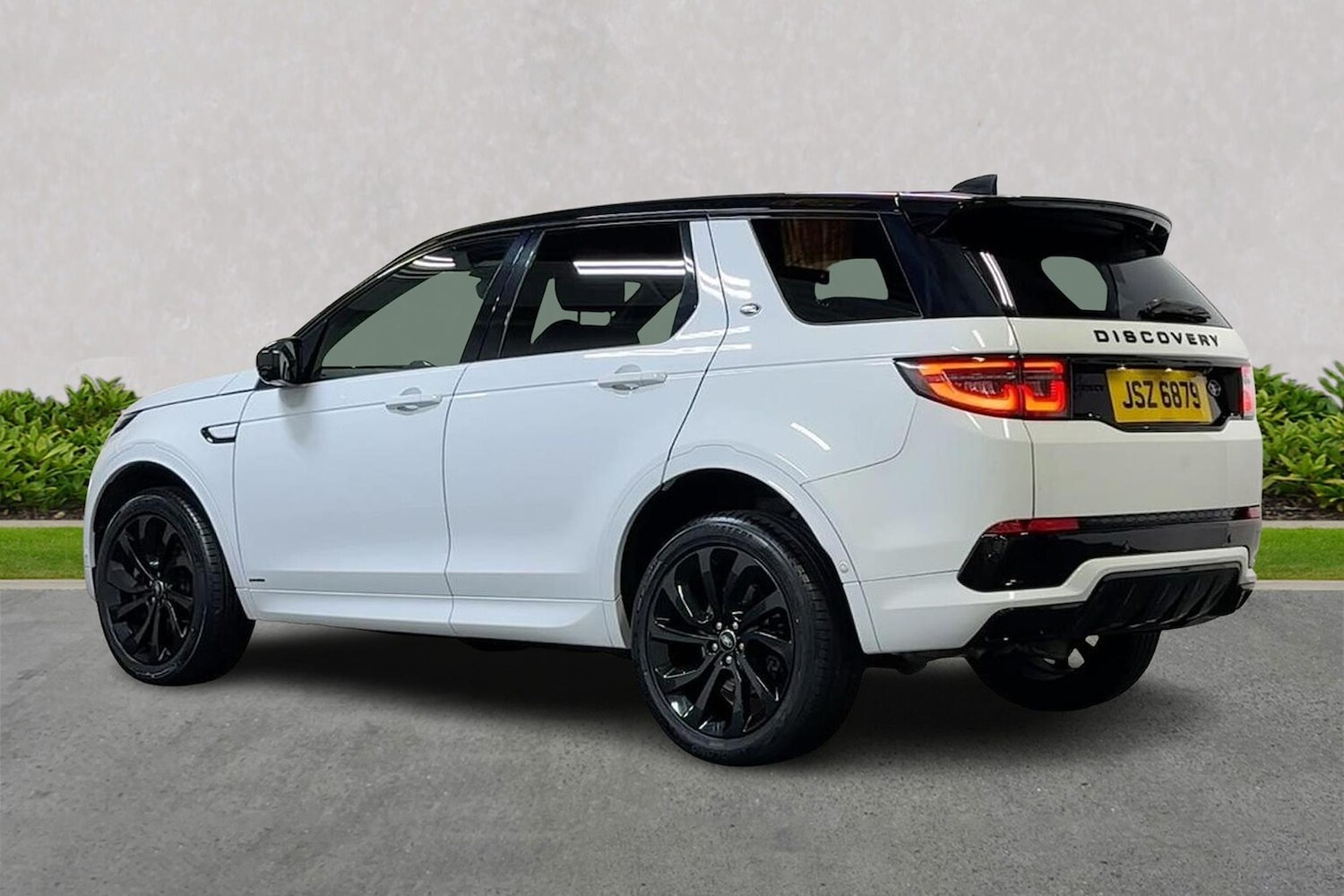 Used Land Rover Discovery Sport 2021 for sale - 76449642: Photo 2