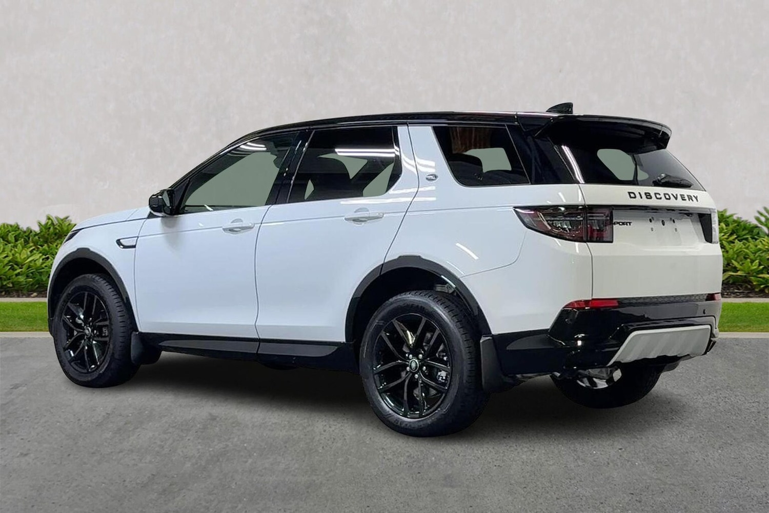 Used Land Rover Discovery Sport 2025 for sale - 77489797: Photo 2