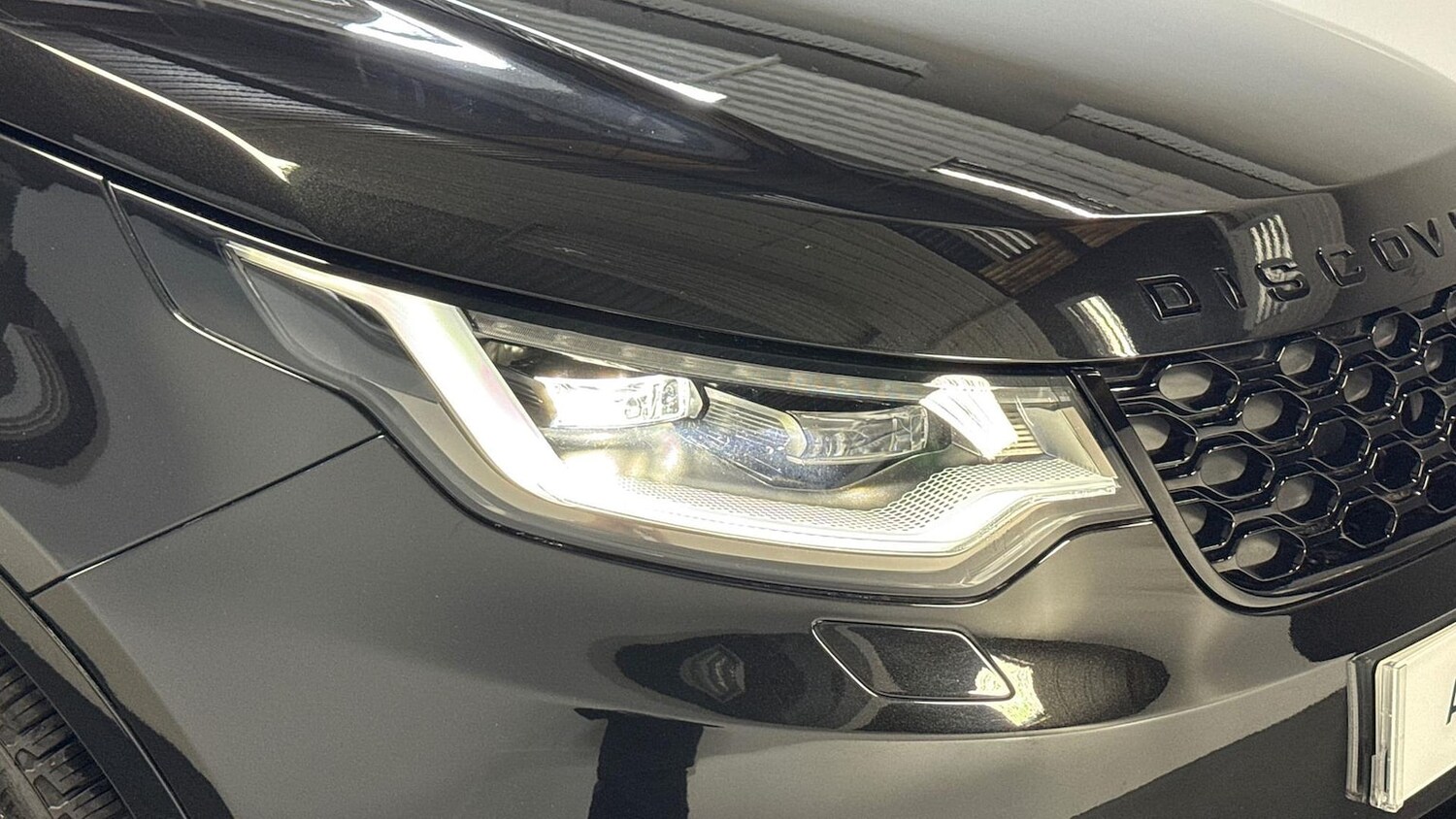 Used Land Rover Discovery 2024 for sale - 76335151: Photo 17