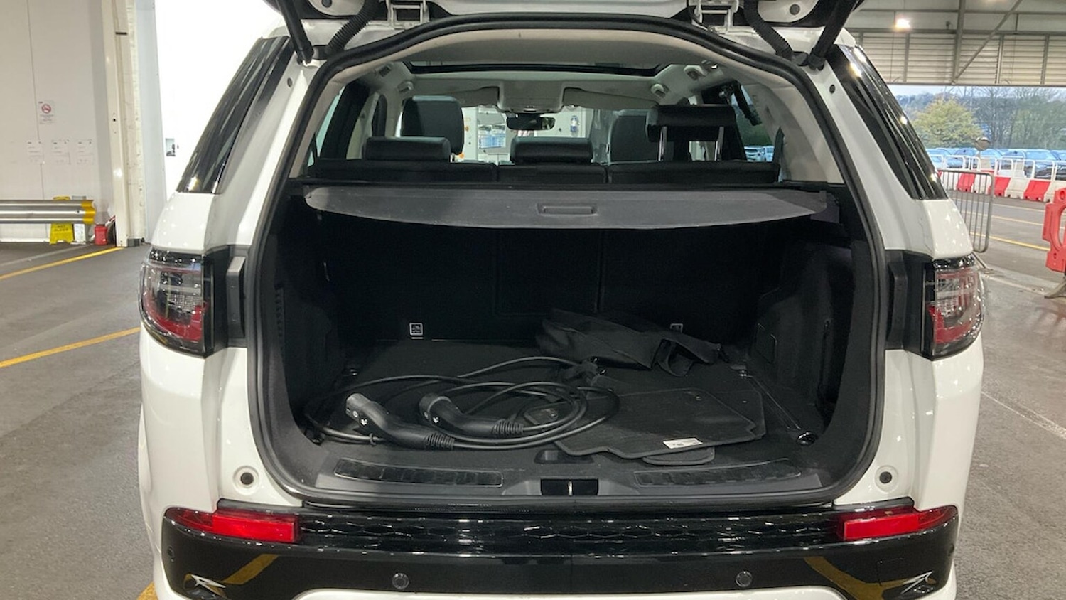 Used Land Rover Discovery Sport 2022 for sale - 77028095: Photo 9