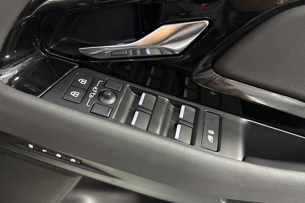 Used Land Rover Range Rover Evoque 2024 for sale - 76231742: Photo 21
