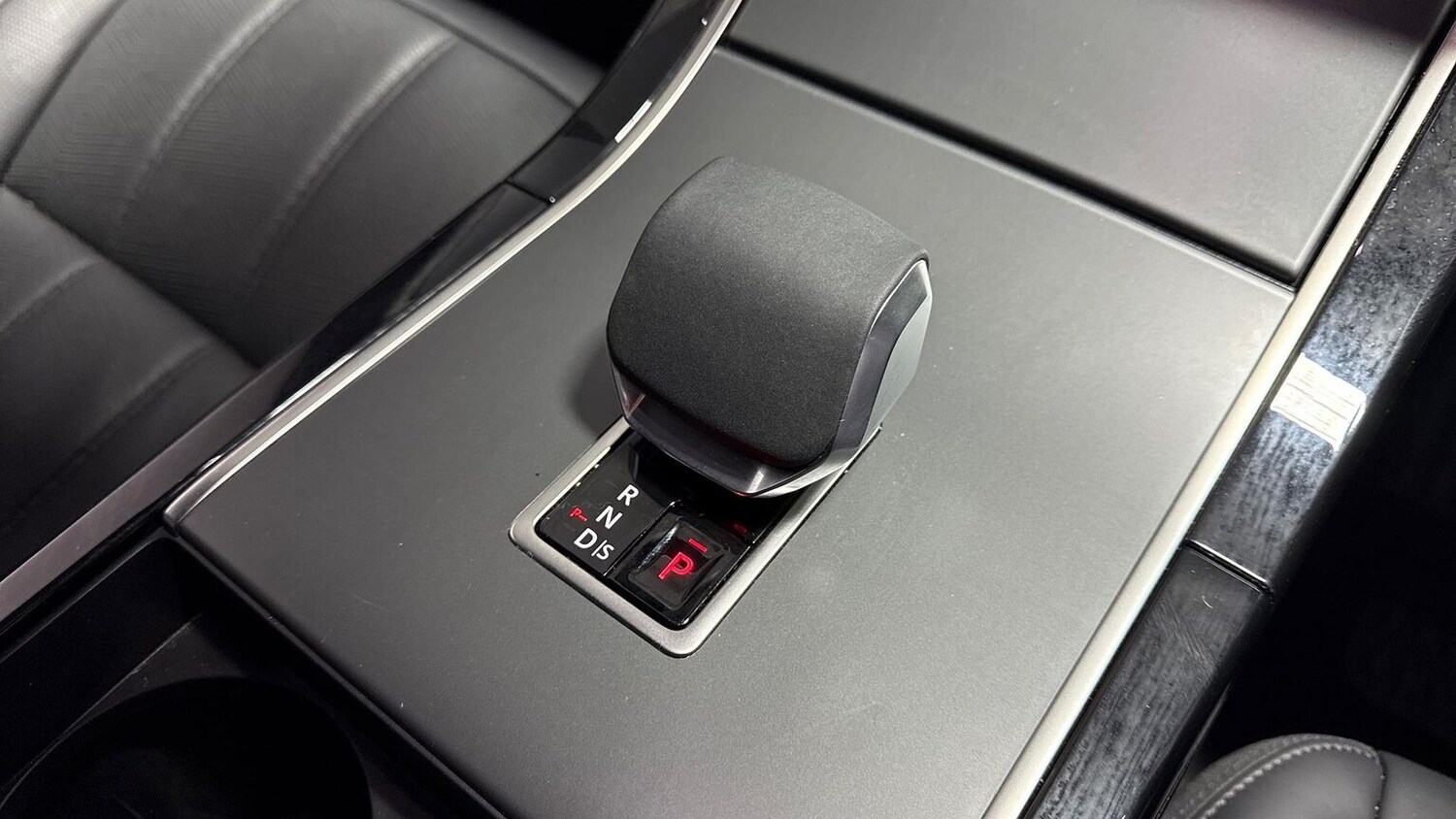 Used Land Rover Range Rover Evoque 2025 for sale - 77489493: Photo 13