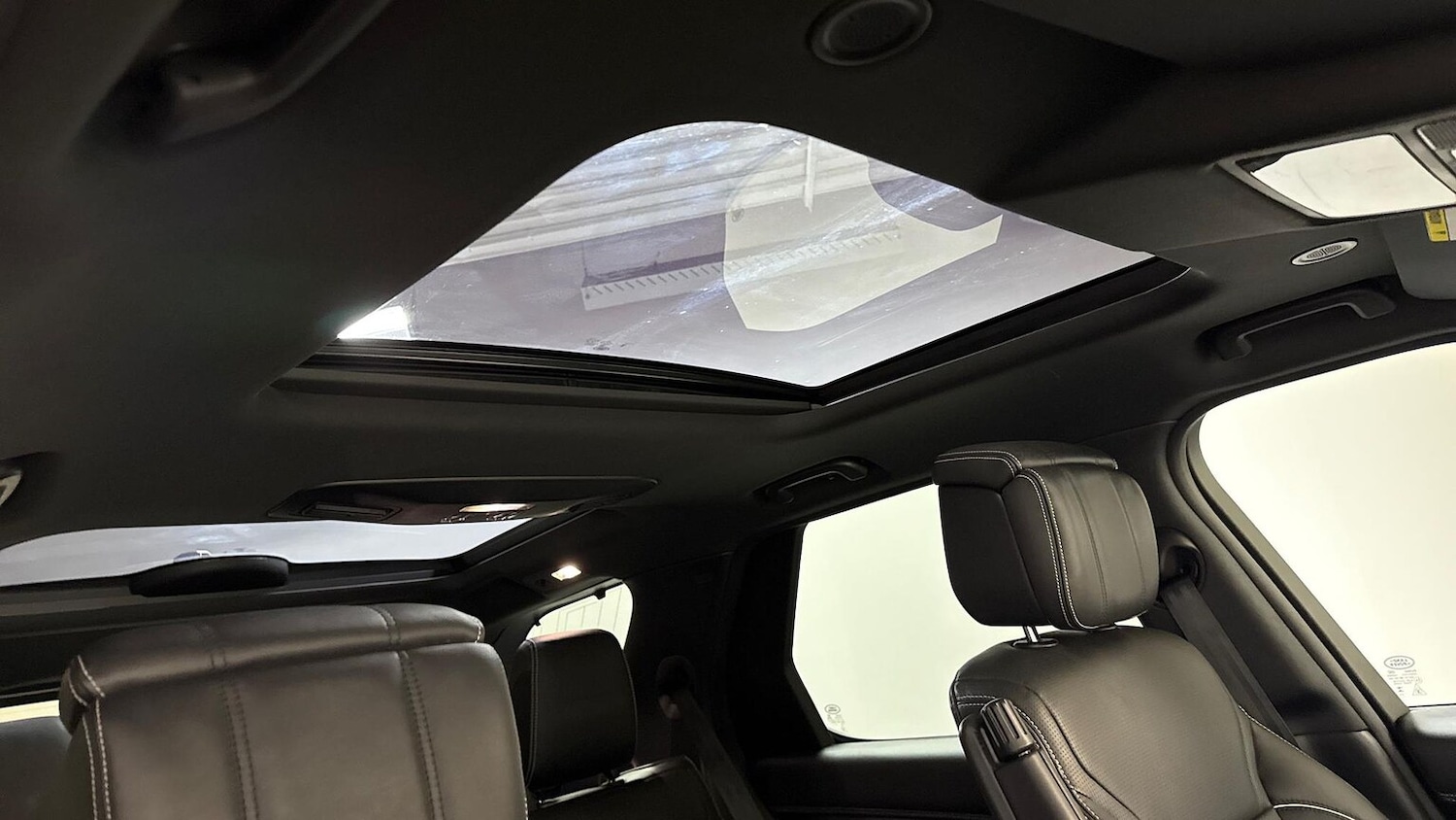 Used Land Rover Discovery 2024 for sale - 77085481: Photo 21