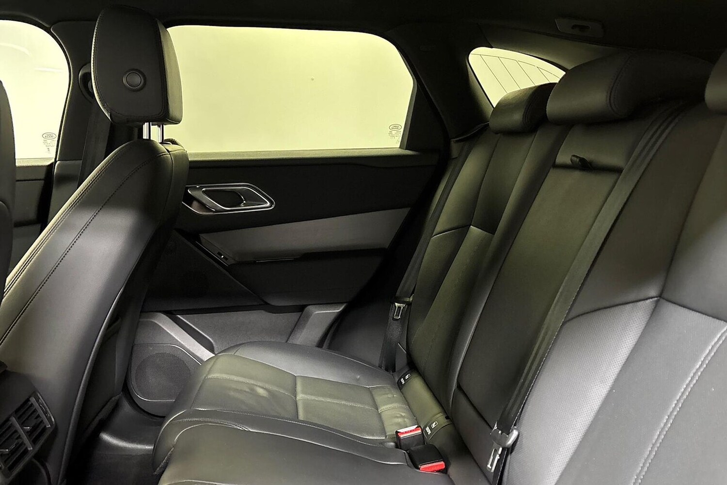 Used Land Rover Range Rover Velar 2024 for sale - 77489470: Photo 16