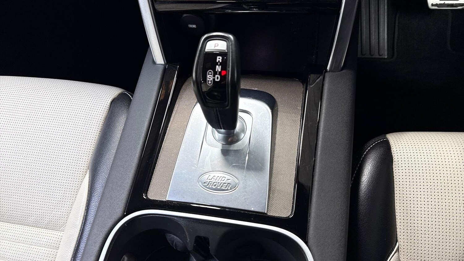 Used Land Rover Discovery Sport 2020 for sale - 78193308: Photo 14