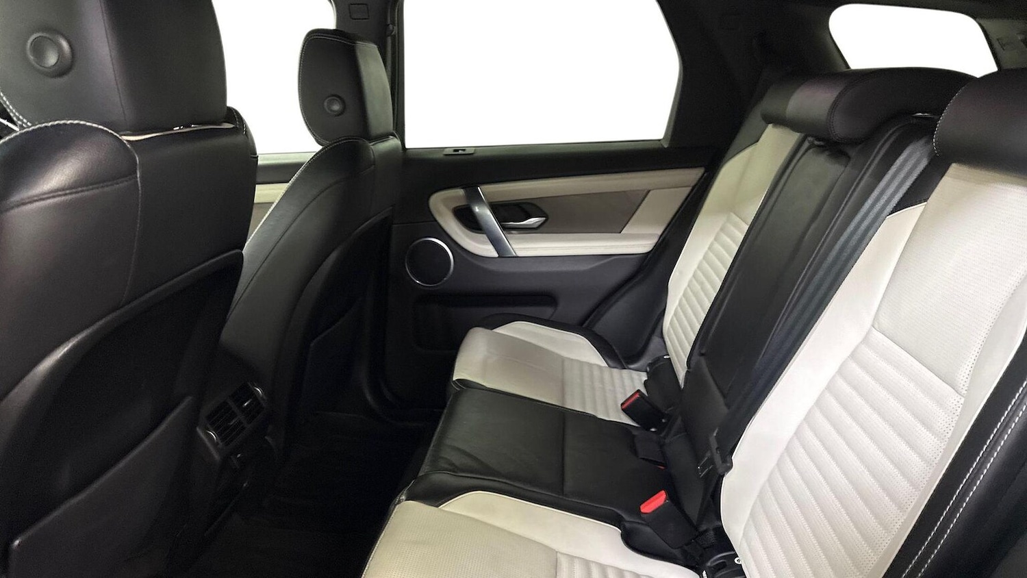 Used Land Rover Discovery Sport 2020 for sale - 78193308: Photo 5