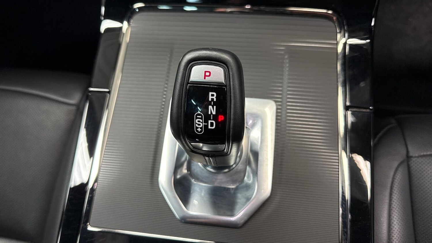 Used Land Rover Range Rover Evoque 2023 for sale - 77872135: Photo 12