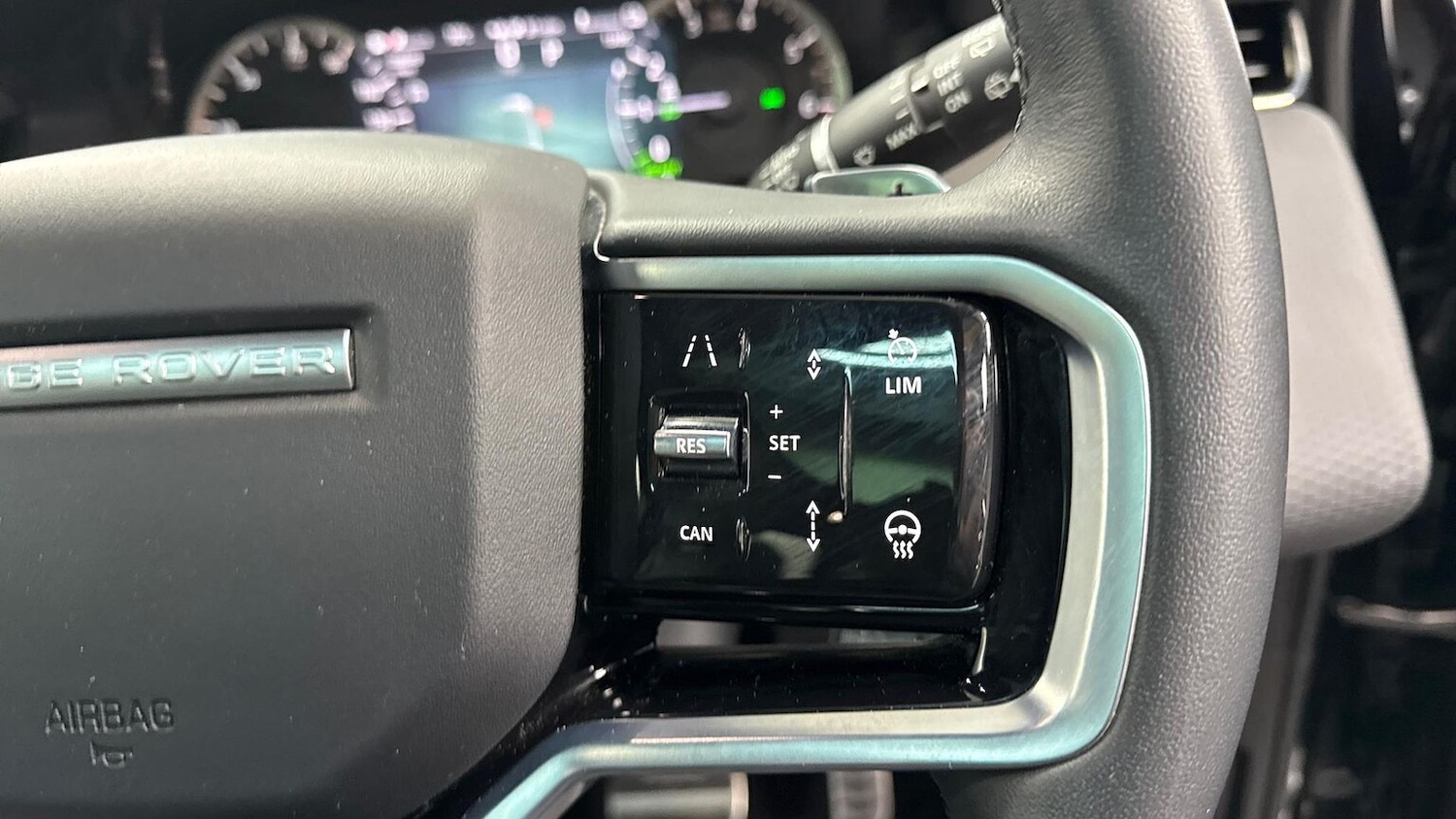 Used Land Rover Range Rover Evoque 2023 for sale - 77872135: Photo 22