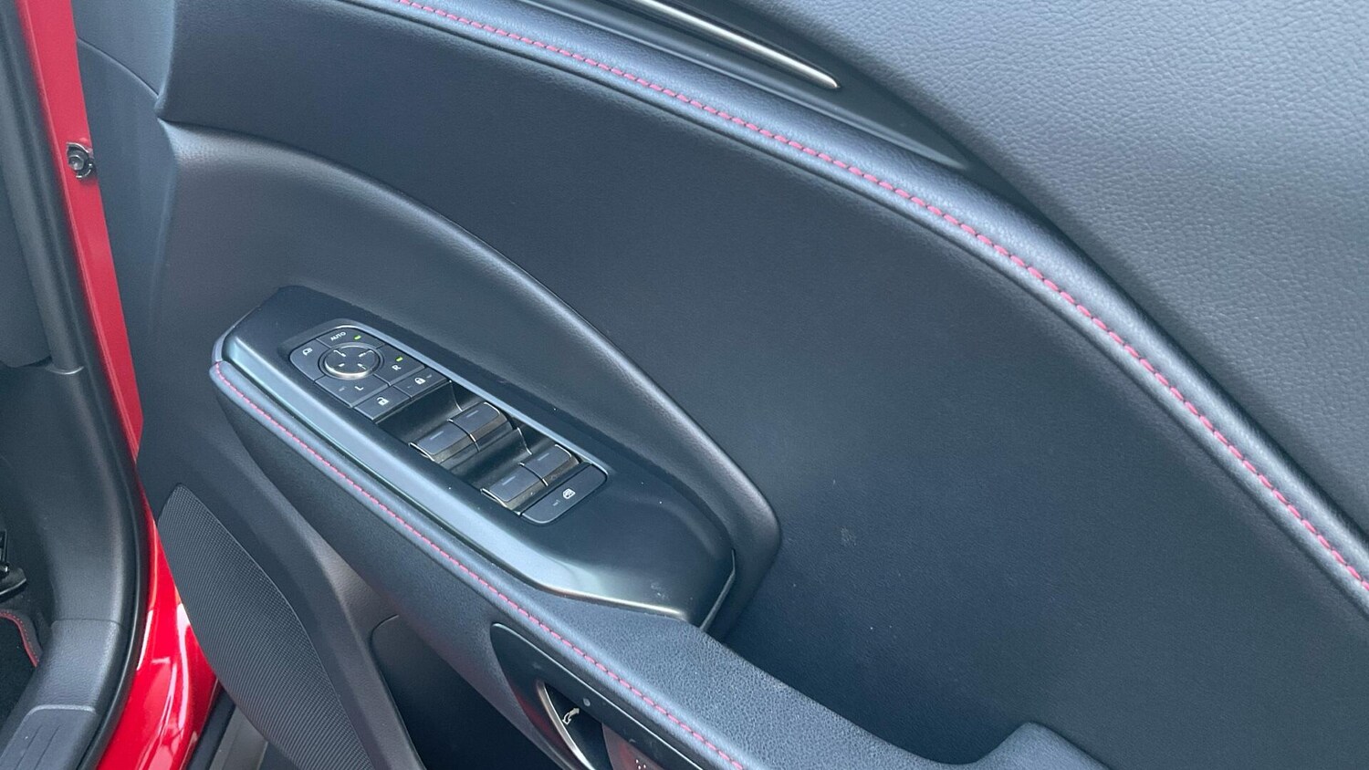 Used Lexus LBX 2025 for sale - 78204645: Photo 35