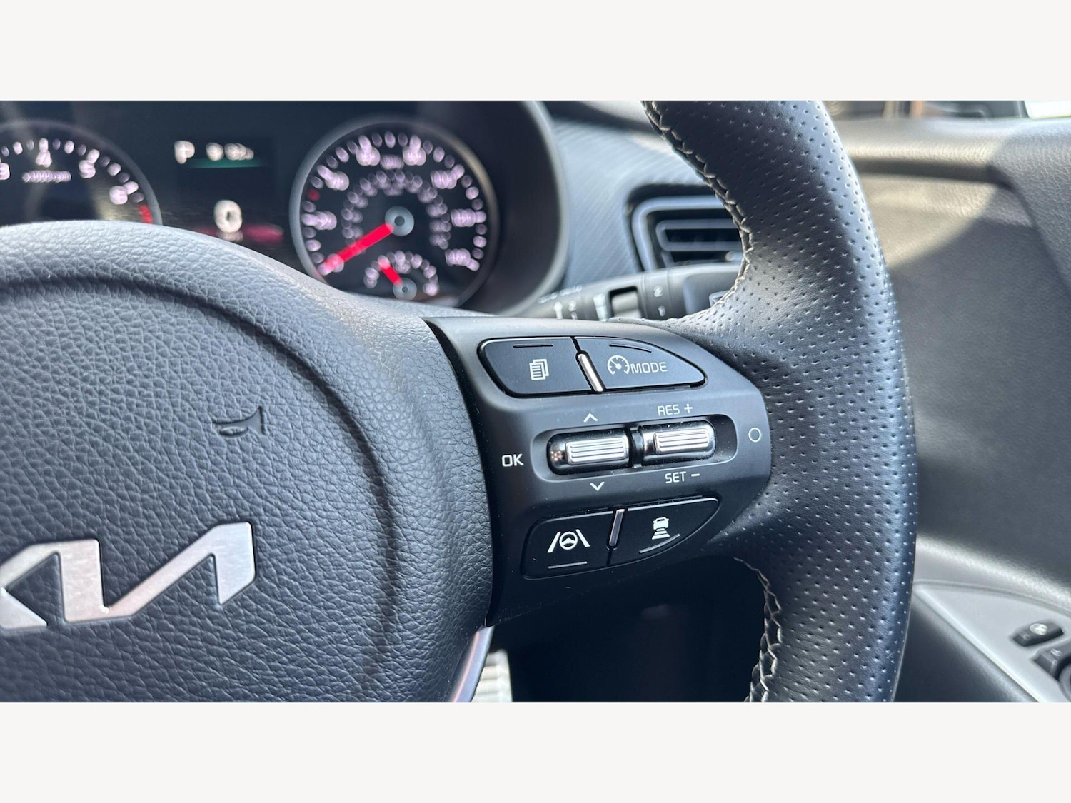 Used Kia Stonic 2024 for sale - 78006857: Photo 26