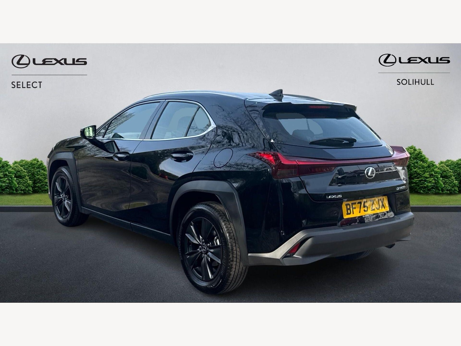 Used Lexus UX 2025 for sale - 78057622: Photo 2