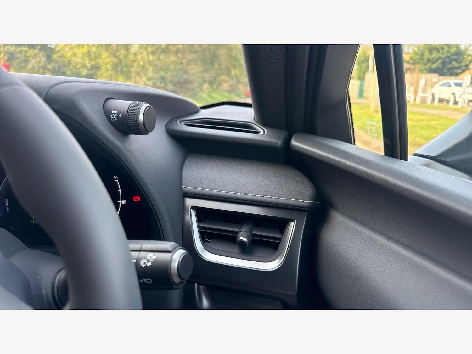 Used Lexus UX 2025 for sale - 78057622: Photo 25