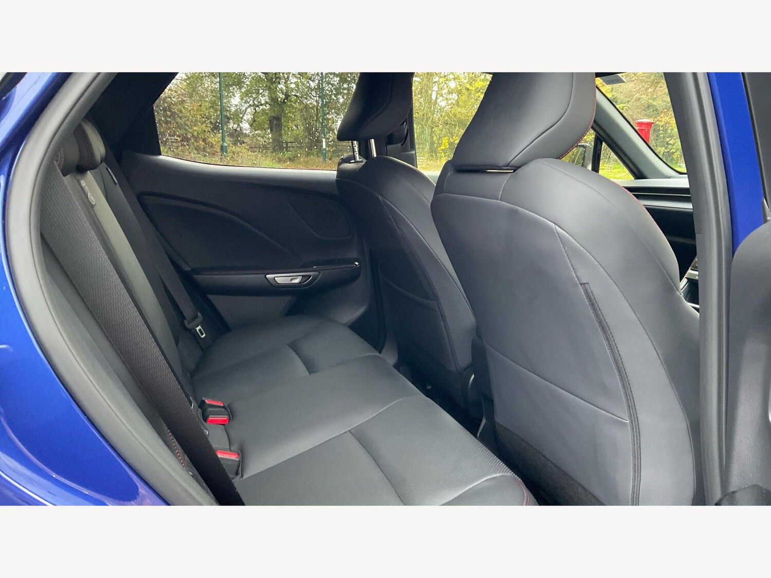 Used Lexus LBX 2024 for sale - 76388900: Photo 11