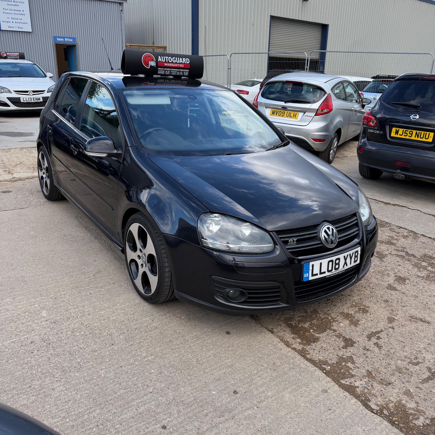 Used Volkswagen Golf for sale - 78219939: Photo 3