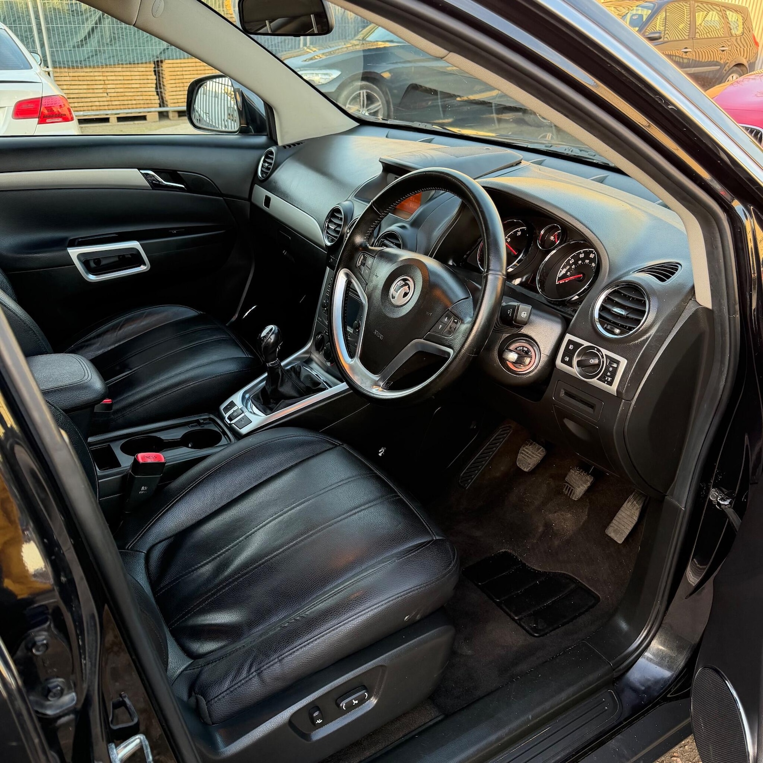 Used Vauxhall Antara 2013 for sale - 77657999: Photo 18