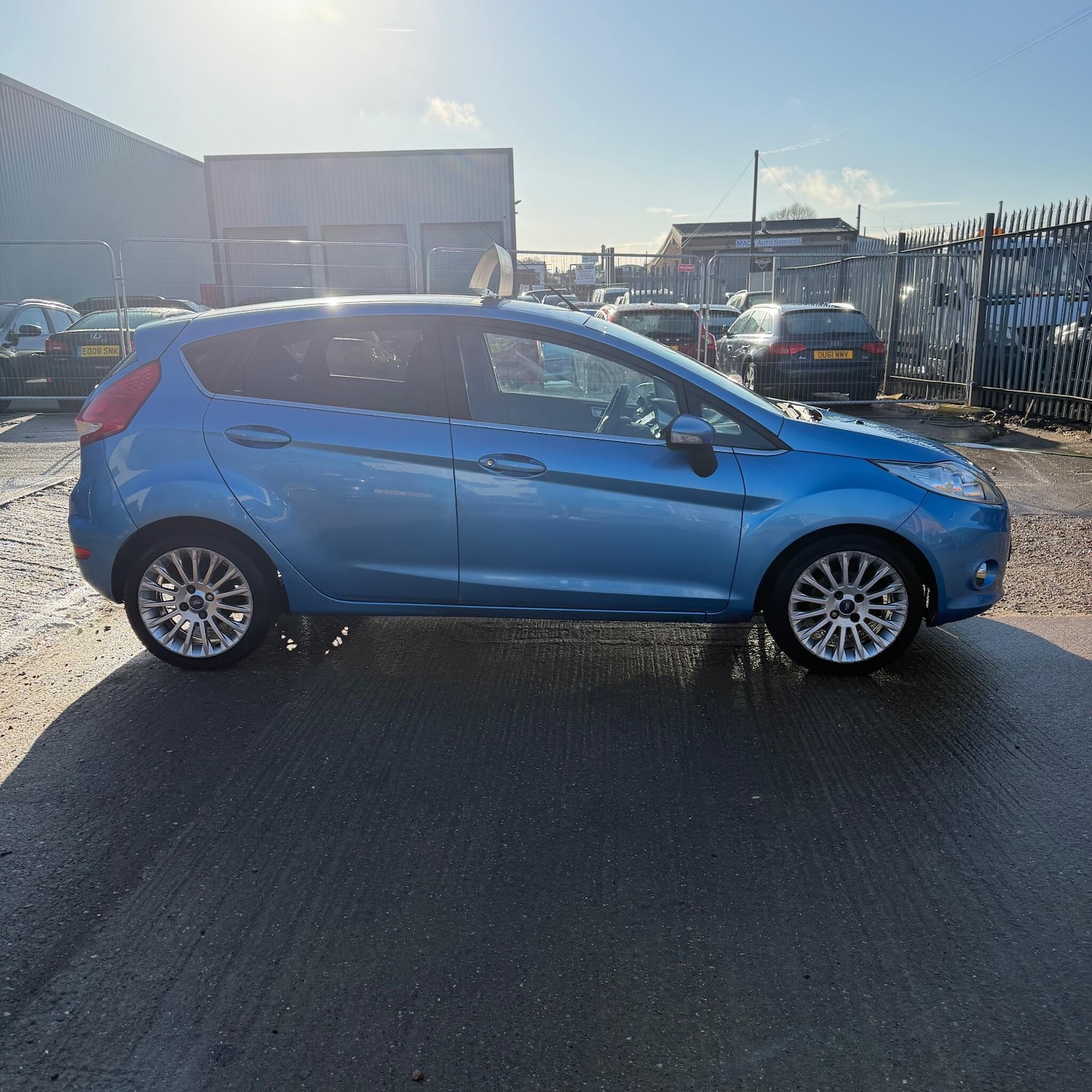 Used Ford Fiesta 2012 for sale - 77386643: Photo 4