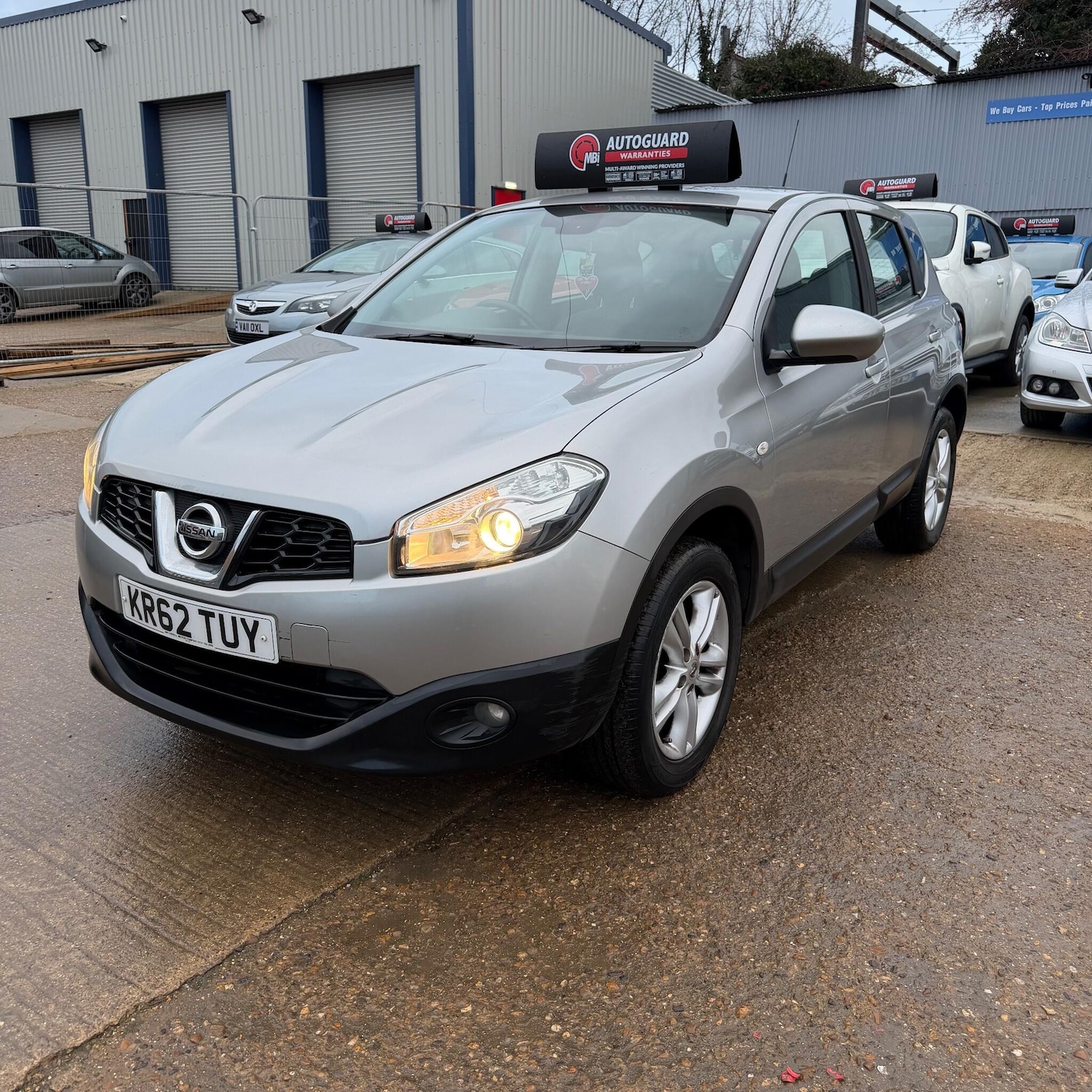 Used Nissan Qashqai 2013 for sale - 77386737: Photo 2
