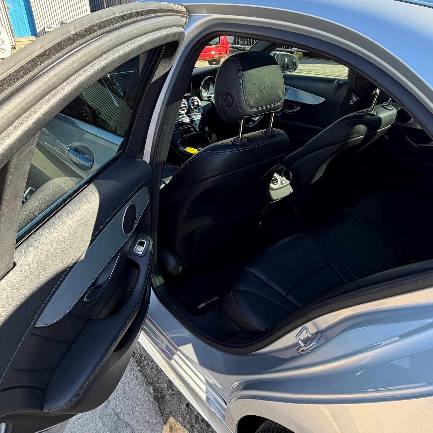 Used Mercedes-Benz C Class 2015 for sale - 77978491: Photo 24