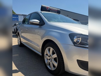 Used Volkswagen Polo 2010 for sale - 79237059: Photo