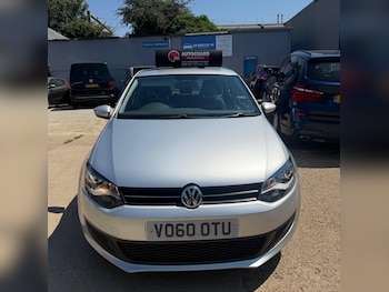 Used Volkswagen Polo 2010 for sale - 79237059: Photo