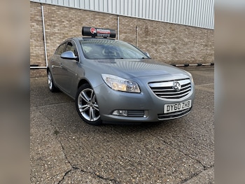 Vauxhall - Insignia