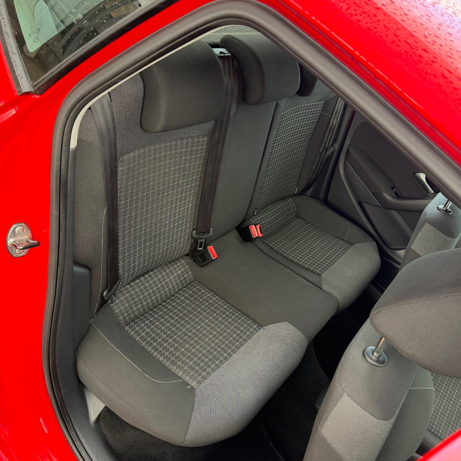 Used Volkswagen Polo 2015 for sale - 77704726: Photo 11