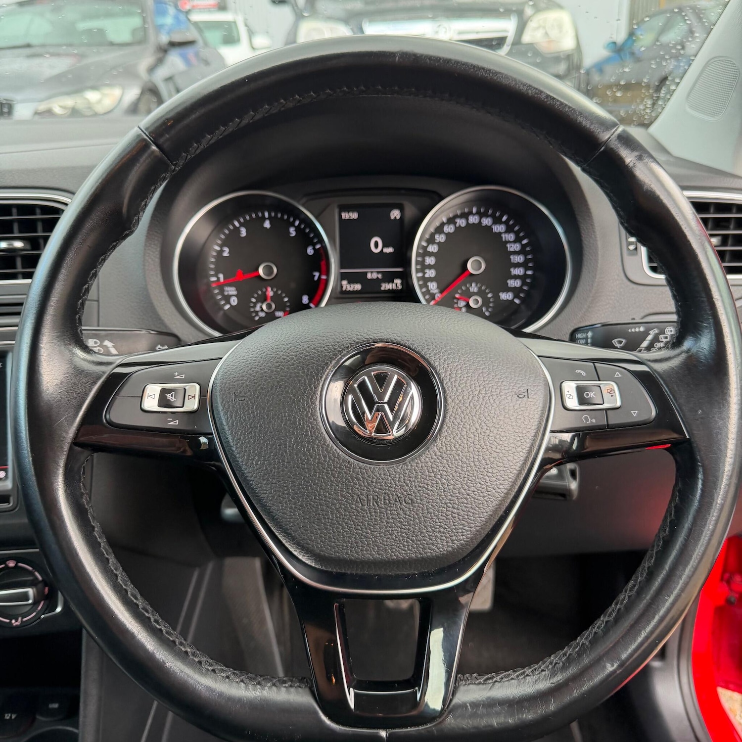 Used Volkswagen Polo 2015 for sale - 77704726: Photo 24