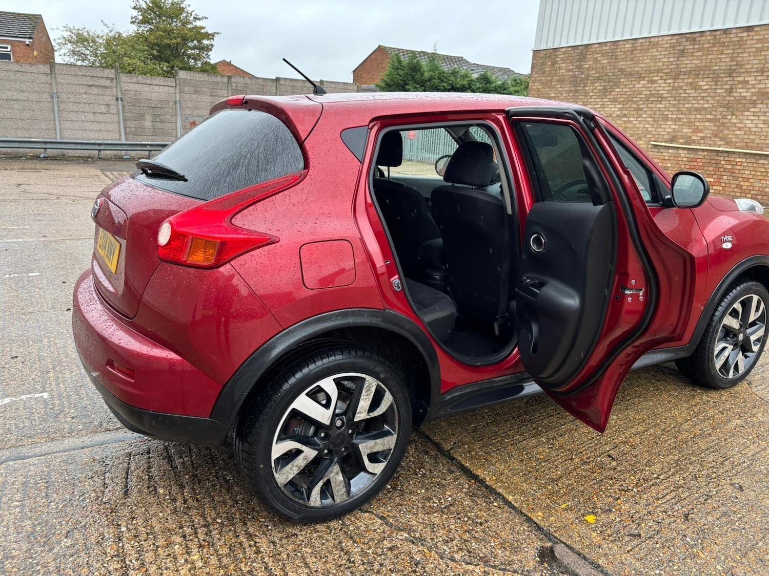 Used Nissan Juke 2014 for sale - 77612104: Photo 24