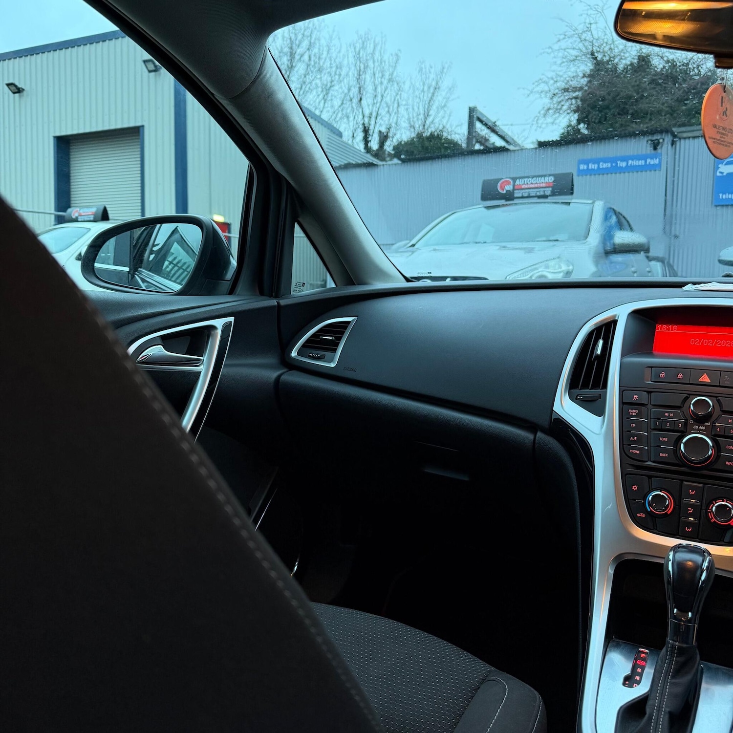 Used Vauxhall Astra 2011 for sale - 77411322: Photo 14