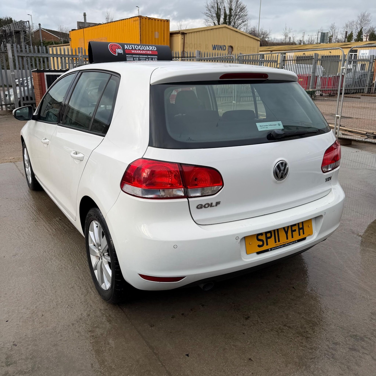 Used Volkswagen Golf 2011 for sale - 77386647: Photo 5